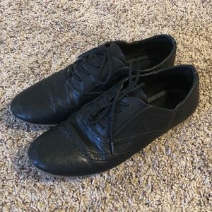Madden girl black lace-up oxfords